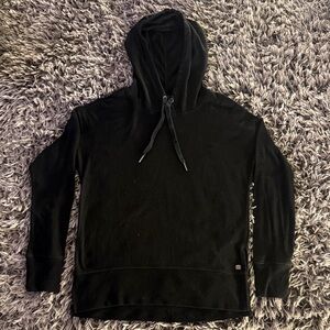 GAIAM Women’s Black Lightweight Hooded Pullover